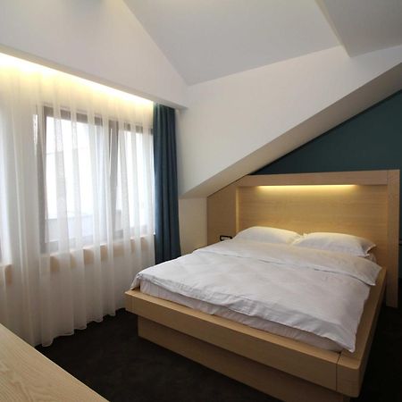Hotel International Prishtina & Spa プリシュティナ 部屋 写真