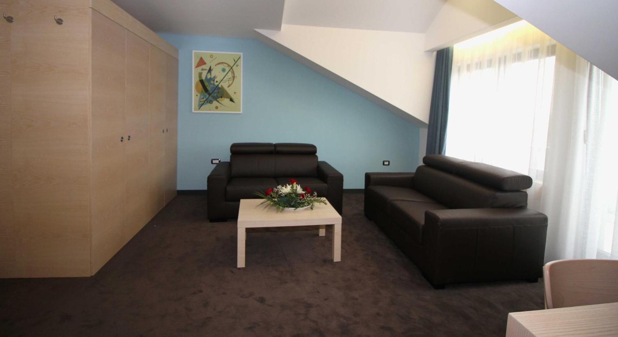 Hotel International Prishtina & Spa プリシュティナ 部屋 写真