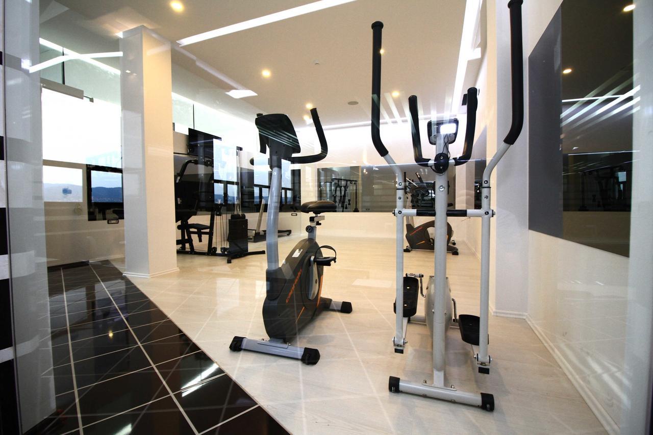 Hotel International Prishtina & Spa プリシュティナ エクステリア 写真